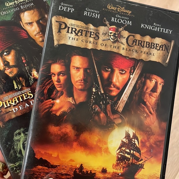 Pirates of the Caribbean dvd Disney - Picture 1 of 6